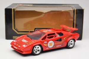 Lamborghini Countach Rood Bburago 1:18 3047 Metaal — afbeelding 8 van 8