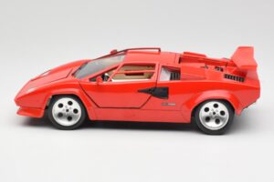 Lamborghini Countach Rood Bburago 1:18 3047-M1 Metaal — afbeelding 4 van 8