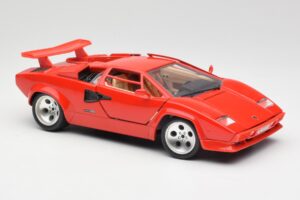 Lamborghini Countach Rood Bburago 1:18 3047-M1 Metaal — afbeelding 6 van 8