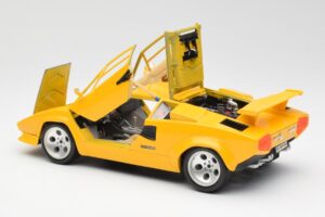 Lamborghini Countach Geel Bburago 1:18 3037 Metaal — afbeelding 5 van 8