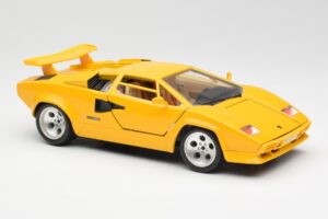 Lamborghini Countach Geel Bburago 1:18 3037 Metaal — afbeelding 6 van 8