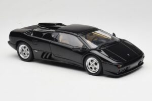Lamborghini Diablo Roadster Zwart AUTOart 1:18 70093-R1 Metaal — afbeelding 8 van 10