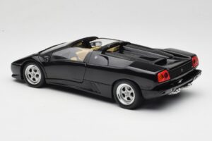 Lamborghini Diablo Roadster Zwart AUTOart 1:18 70093-R1 Metaal — afbeelding 9 van 10