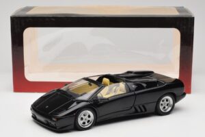 Lamborghini Diablo Roadster Zwart AUTOart 1:18 70093-R1 Metaal — afbeelding 10 van 10