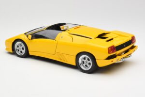 Lamborghini Diablo Roadster Geel AUTOart 1:18 70092 Metaal — afbeelding 7 van 8
