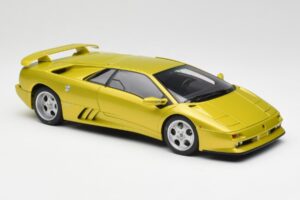 Lamborghini Diablo SE30 Anniversary Edition Geel Spyder AUTOart 1:18 79157 Metaal — afbeelding 6 van 8
