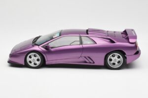 Lamborghini Diablo SE30 Jota Metallic Paars AUTOart 1:18 79142 Composiet — afbeelding 4 van 8