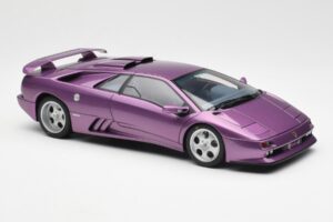 Lamborghini Diablo SE30 Jota Metallic Paars AUTOart 1:18 79142 Composiet — afbeelding 6 van 8