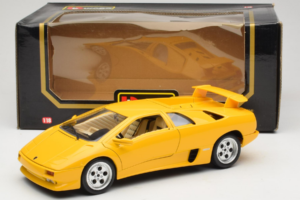 Lamborghini Diablo Geel Bburago 1:18 3041-M2 Metaal — afbeelding 8 van 8