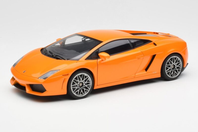 Lamborghini Gallardo LP560-4 Oranje AUTOart 1:18 74593 Metaal