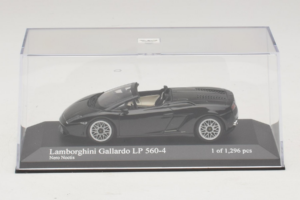 Lamborghini Gallardo LP560-4 Spyder Zwart Minichamps 1:43 400103830 Metaal — afbeelding 4 van 5