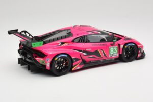 Lamborghini Huracan GT3 EVO2 #83 R. Frey / M. Gatting / S. Bovy Iron Dames 24 Hours of Daytona 2023 TopSpeed 1:18 TS0532 Meta — afbeelding 2 van 6