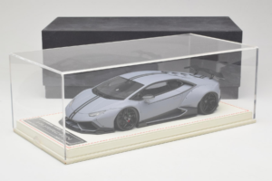 Lamborghini Huracan LB Performance x Novitec Torado Grijs Davis & Giovanni 1:18 HURACAN001 Hars — afbeelding 7 van 7
