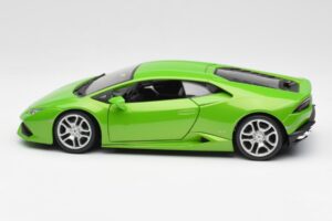 Lamborghini Huracan LP610-4 Groen Bburago 1:18 18-11038 Metaal — afbeelding 4 van 8