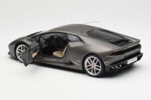 Lamborghini Huracan LP610-4 Grijs AUTOart 1:18 74606 Composiet — afbeelding 5 van 8