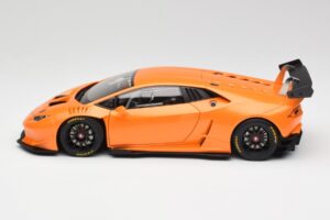 Lamborghini Huracan LP620-2 Super Trofeo Arancio Borealis Pearl Effect Oranje AUTOart 1:18 81558 Metaal — afbeelding 4 van 8