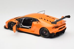 Lamborghini Huracan LP620-2 Super Trofeo Arancio Borealis Pearl Effect Oranje AUTOart 1:18 81558 Metaal — afbeelding 5 van 8