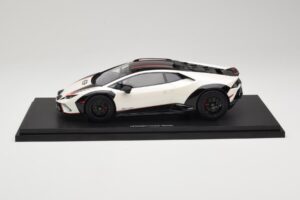 Lamborghini Huracan Sterrato No. 63 Wit TopSpeed 1:18 TS0610 Hars — afbeelding 3 van 6