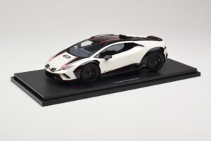 Lamborghini Huracan Sterrato No. 63 Wit TopSpeed 1:18 TS0610 Hars