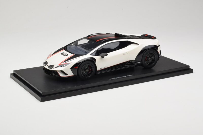 Lamborghini Huracan Sterrato No. 63 Wit TopSpeed 1:18 TS0610 Hars