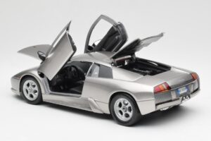 Lamborghini Murcielago Zilver Maisto 1:18 7450257 Metaal — afbeelding 5 van 8
