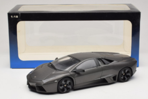Lamborghini Reventon Matte Grey AUTOart 1:18 74591 Metaal — afbeelding 8 van 8