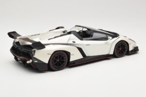Lamborghini Veneno Roadster Wit Met Rode Lijn Kyosho 1:18 C09502W Metaal — afbeelding 2 van 6