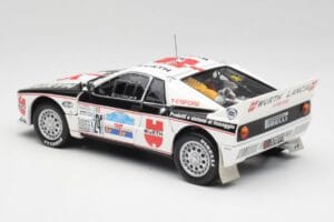Lancia 037 #1 G. Cunico / E. Bartolich Targa Florio Winner 1983 Kyosho 1:18 08302H Metaal — afbeelding 7 van 8