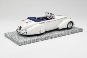 Lancia Astura Tipo 233 Corto Wit Minichamps 1:18 107125330 Hars — afbeelding 2 van 6