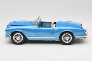 Lancia Aurelia B24 Spider Blauw Bburago 1:18 3010-M1 Metaal — afbeelding 4 van 8