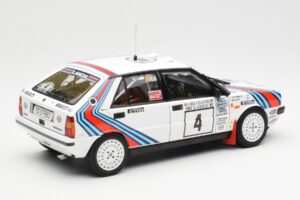 Lancia Delta HF 4WD #4 M. Alen / I. Kivimaki Martini Rally 1000 Lakes 1987 Kyosho 1:18 08960B Metaal — afbeelding 3 van 8