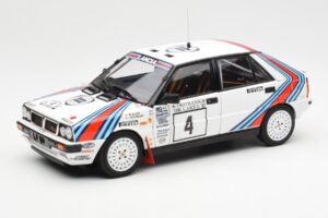 Lancia Delta HF 4WD #4 M. Alen / I. Kivimaki Martini Rally 1000 Lakes 1987 Kyosho 1:18 08960B Metaal