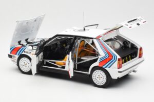 Lancia Delta HF 4WD #4 M. Alen / I. Kivimaki Martini Rally 1000 Lakes 1987 Kyosho 1:18 08960B Metaal — afbeelding 5 van 8