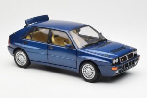 Lancia Delta HF Integrale Evo II Blauw Kyosho 1:18 08341BL Metaal — afbeelding 6 van 8