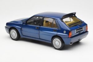 Lancia Delta HF Integrale Evo II Blauw Kyosho 1:18 08341BL Metaal — afbeelding 7 van 8
