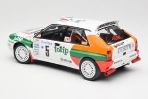 Lancia Delta HF Integrale Evo II Totip #5 A. Aghini / S. Farnocchia Rally Monte Carlo 1993 Kyosho 1:18 08348F Metaal — afbeelding 7 van 8