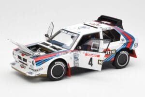 Lancia Delta S4 Martini #4 H. Toivonen / S. Cresto Rally Tour de Corse 1986 AUTOart 1:18 88620 Metaal — afbeelding 2 van 8