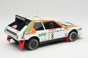Lancia Delta S4 #8 D. Cerrato / G. Cerri Rally San Remo 1986 IXO 1:18 18RMC133 Metaal — afbeelding 2 van 6