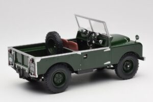 Land Rover 88 Series 1 Open Top Donkergroen MCG 1:18 MCG18367 Metaal — afbeelding 3 van 6