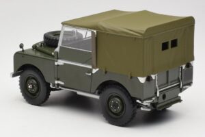 Land Rover 88 Series I Matt Green Minichamps 1:18 150168909 Metaal — afbeelding 7 van 8
