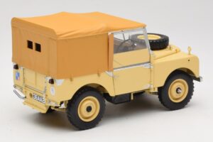Land Rover 88 Series I RAF Beige Minichamps 1:18 150168911 Metaal — afbeelding 3 van 8