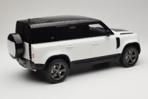 Land Rover Defender 110 L663 GT Spirit 1:12 GT554 Hars — afbeelding 2 van 6