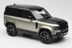 Land Rover Defender 90 HSE P400 L663 Pangea Green Metallic GT Spirit 1:18 GT517 Hars — afbeelding 4 van 6