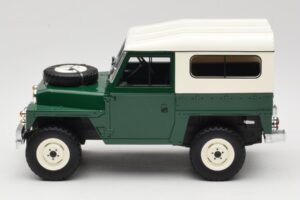Land Rover Lightweight Series III Hard Top Donkergroen BoS Models 1:18 BOS355 Hars — afbeelding 3 van 6