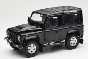 Land Rover Defender 90 Santorini Zwart Metallic Kyosho 1:18 08901BK Metaal