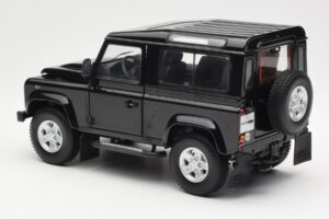 Land Rover Defender 90 Santorini Zwart Metallic Kyosho 1:18 08901BK Metaal — afbeelding 7 van 8