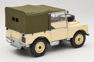 Land Rover Series I 88 Sand Beige Mat Minichamps 1:18 150168905 Metaal — afbeelding 3 van 8