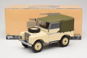 Land Rover Series I 88 Sand Beige Mat Minichamps 1:18 150168905 Metaal — afbeelding 8 van 8