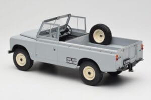 Land Rover Series II 109 Pickup Grijs MCG 1:18 MCG18092 Metaal — afbeelding 5 van 6
