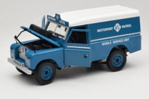 Land Rover Series III 109 Soft Top Motorway Patrol Blauw Eagles Race 1:18 4403 Metaal — afbeelding 2 van 8